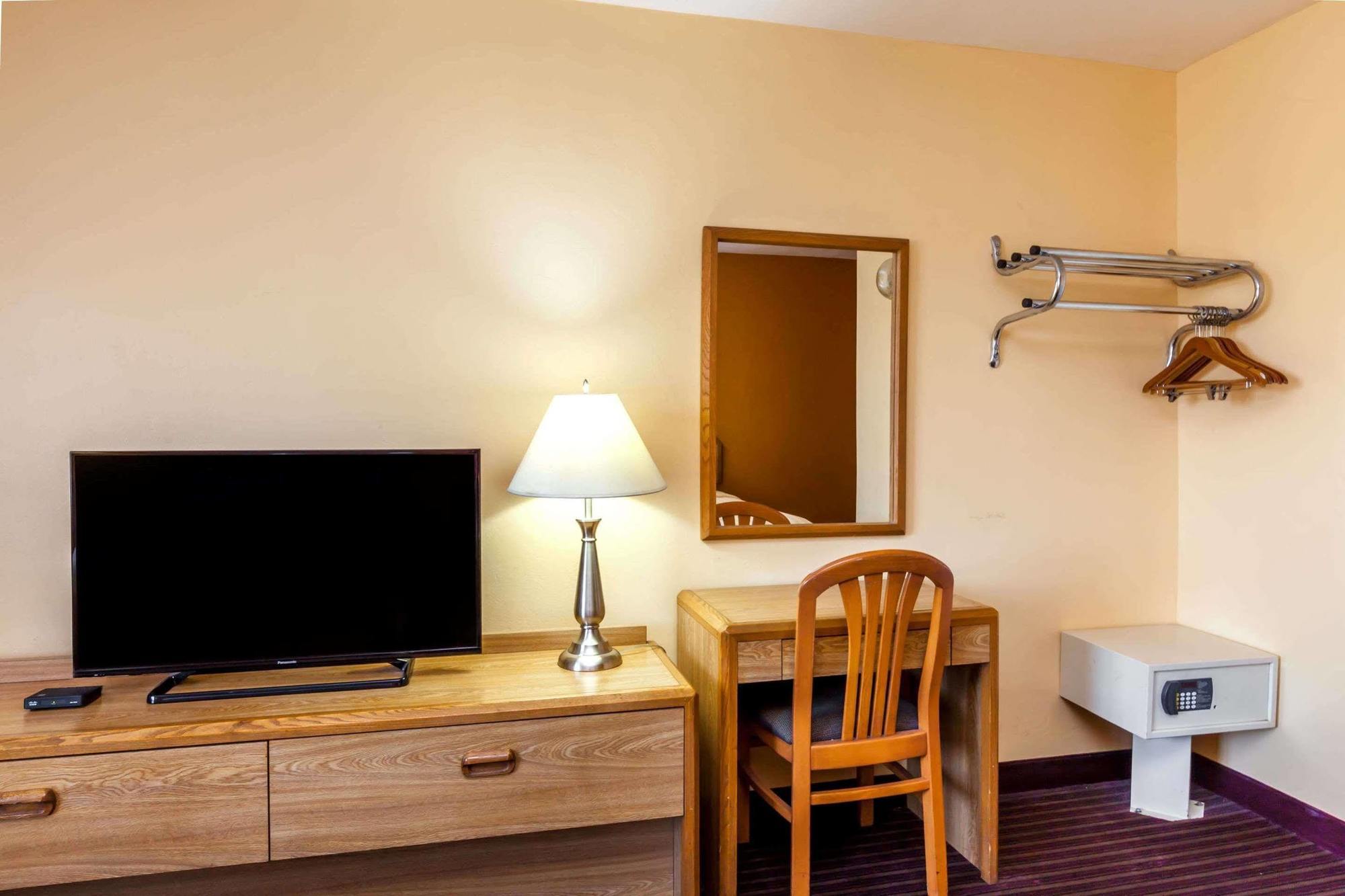 University Inn At San Luis Obispo Ngoại thất bức ảnh