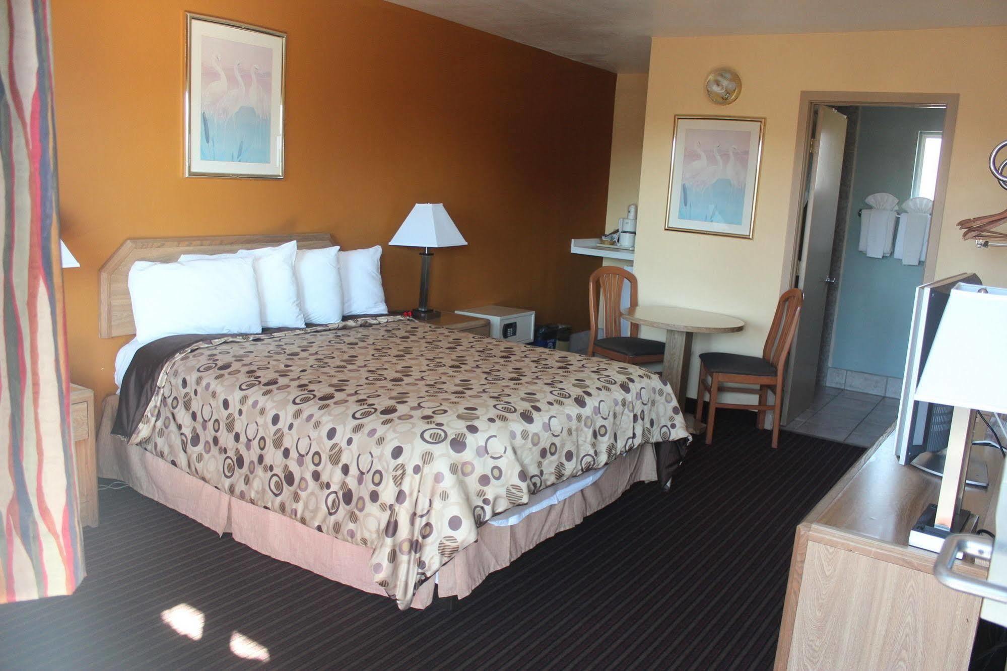 University Inn At San Luis Obispo Ngoại thất bức ảnh