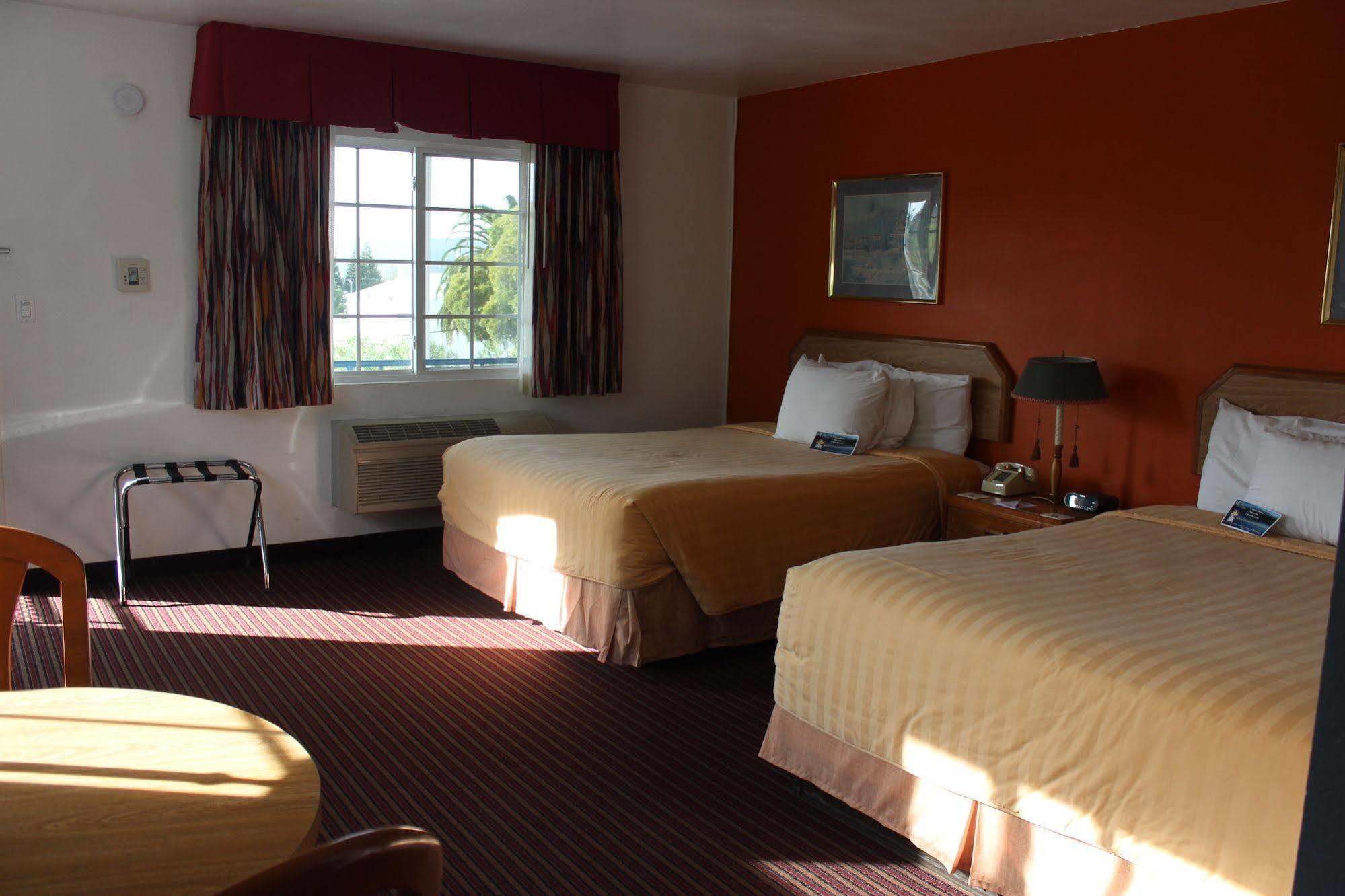 University Inn At San Luis Obispo Ngoại thất bức ảnh