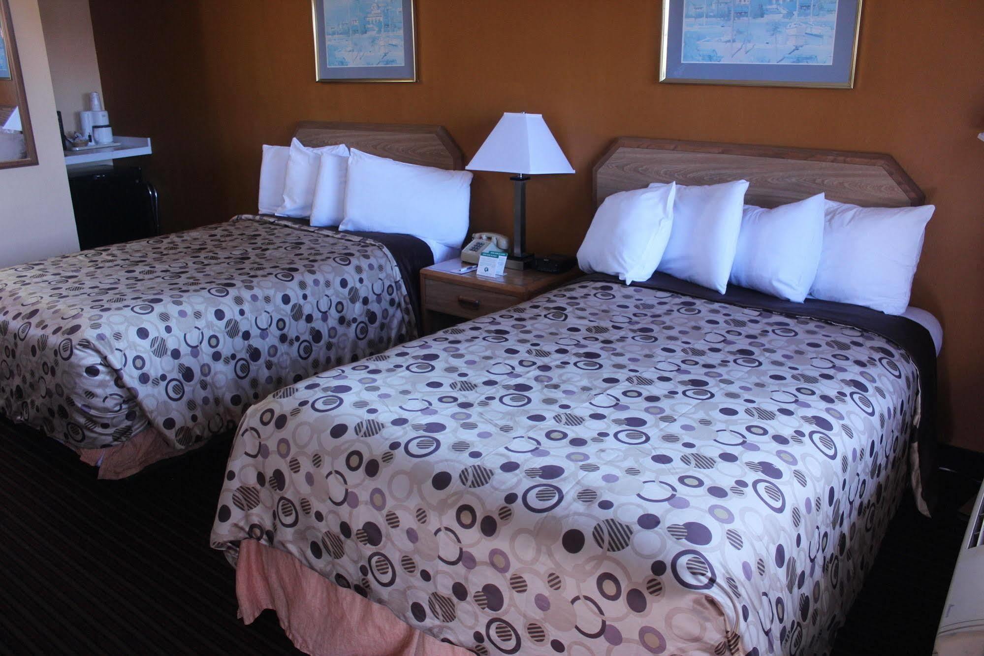 University Inn At San Luis Obispo Ngoại thất bức ảnh